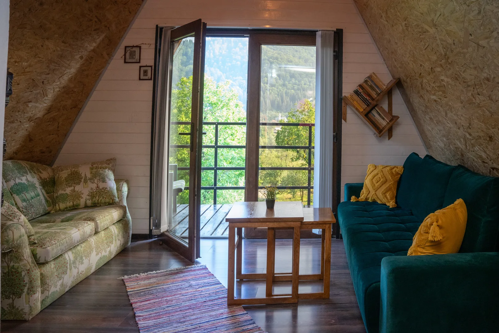 A-Frame sufragerie